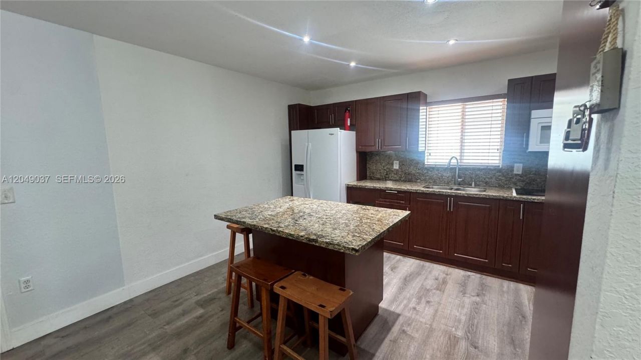 5680 NW 23rd Ave , Miami, FL 33142 Photo