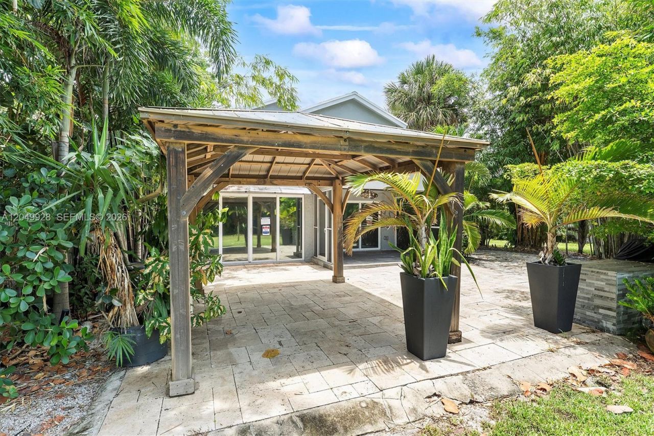 2055 NW 9th St, Delray Beach, FL 33445 Photo
