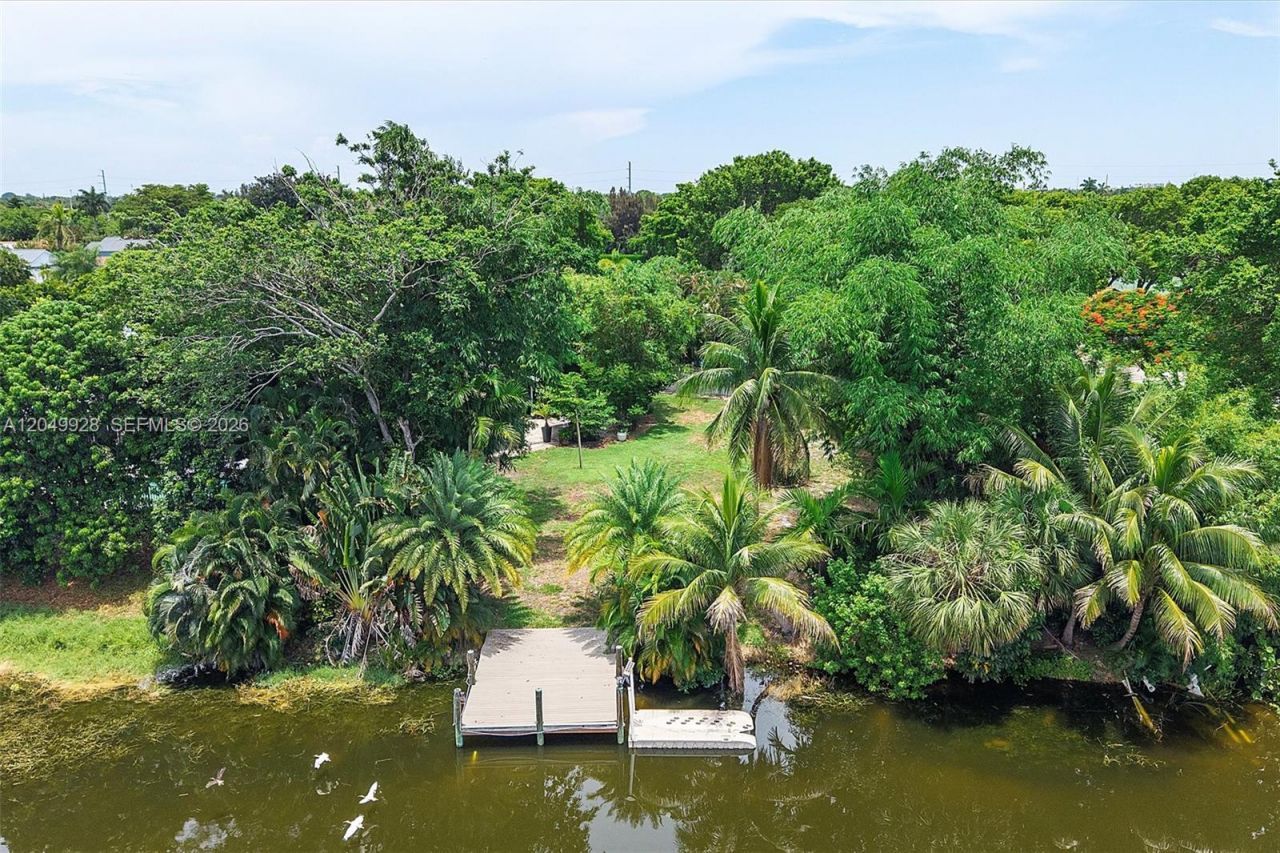 2055 NW 9th St, Delray Beach, FL 33445 Photo