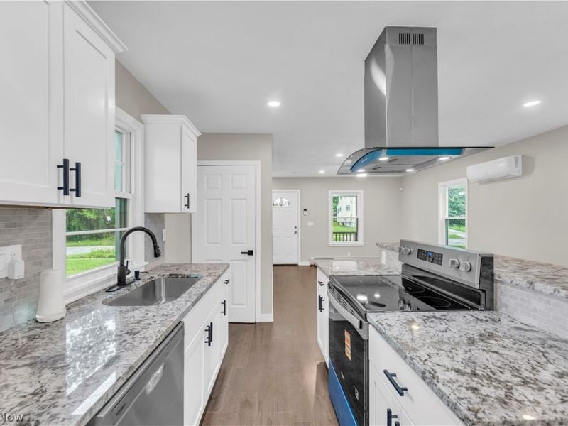 9518 Nelson Avenue, Cleveland, OH 44105 Photo 10