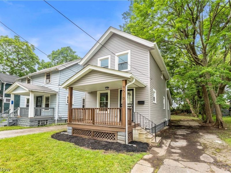 9518 Nelson Avenue, Cleveland, OH 44105 Photo 2