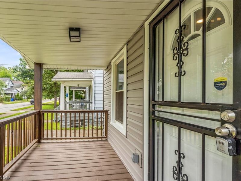 9518 Nelson Avenue, Cleveland, OH 44105 Photo 3