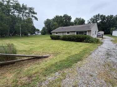 1988 Greensburg Road, North Canton, OH 44720