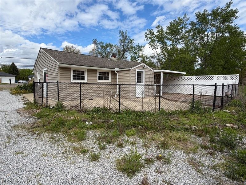 1988 Greensburg Road, North Canton, OH 44720 Photo 3