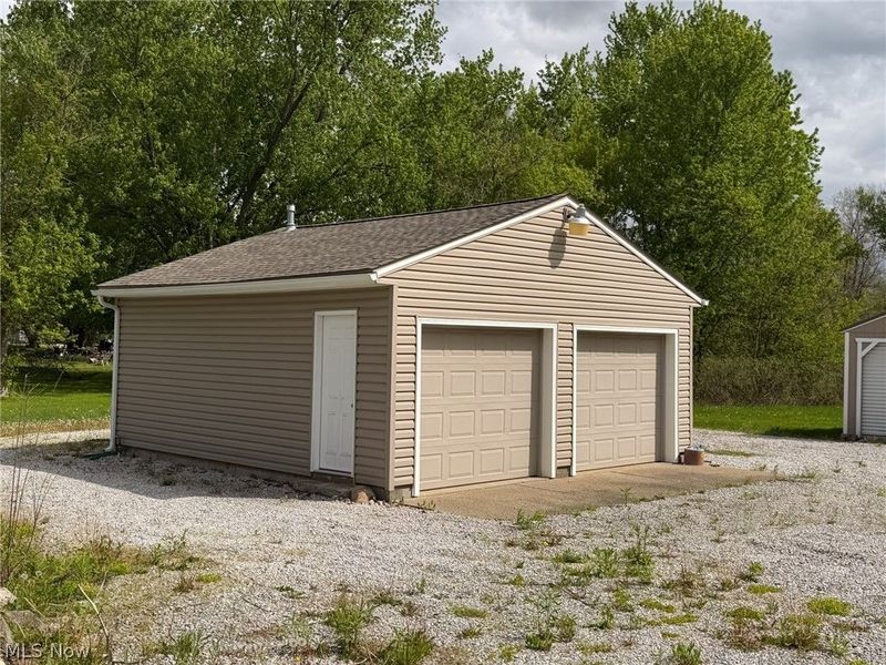 1988 Greensburg Road, North Canton, OH 44720 Photo 4
