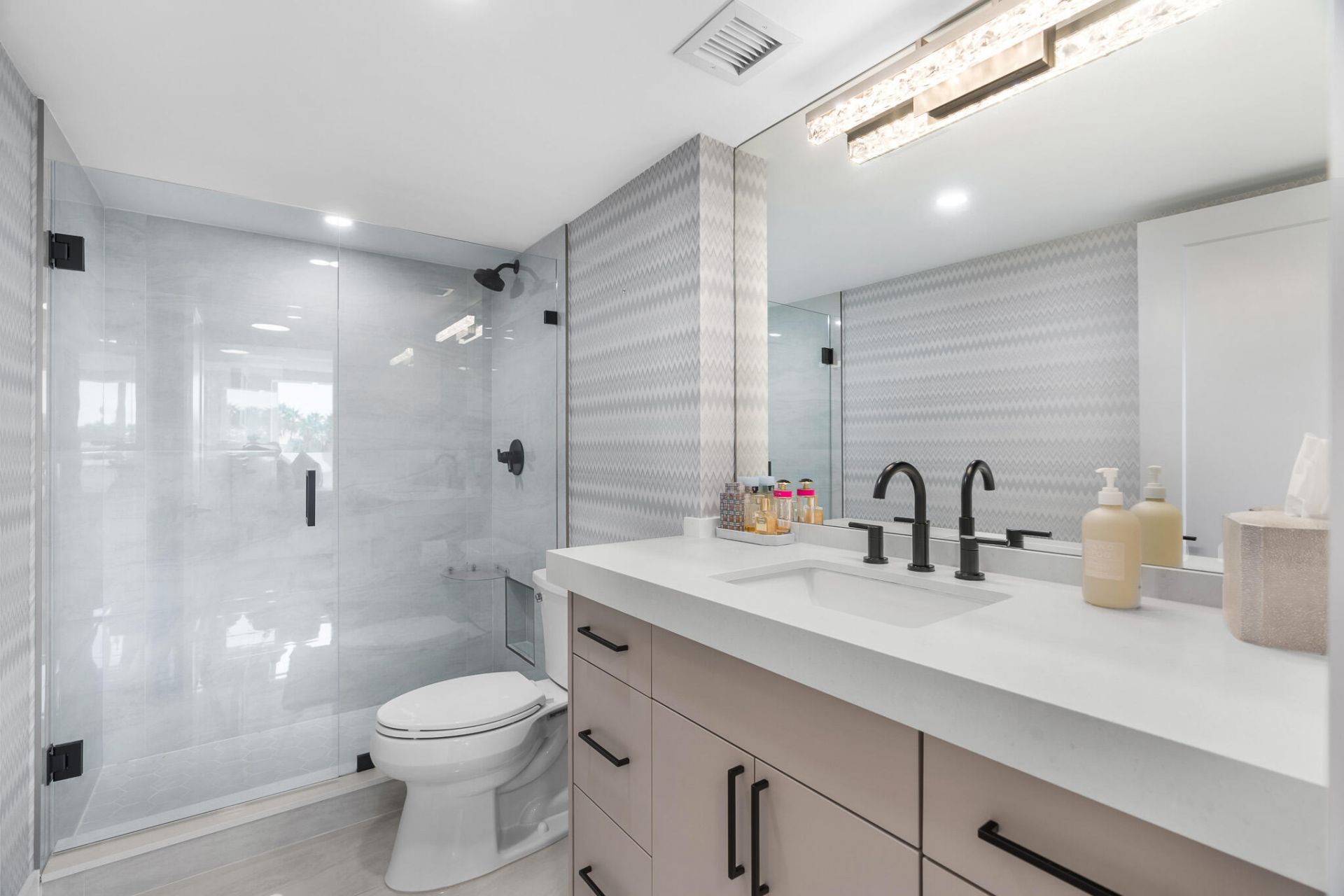3912 S Ocean Boulevard, Unit 308, Highland Beach, FL 33487 Photo