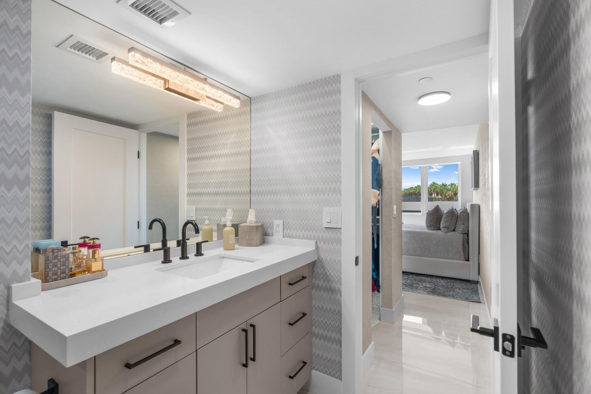 3912 S Ocean Boulevard, Unit 308, Highland Beach, FL 33487 Photo