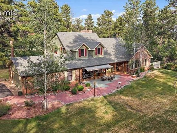 6640 Perry Park Boulevard, Larkspur, CO 80118
