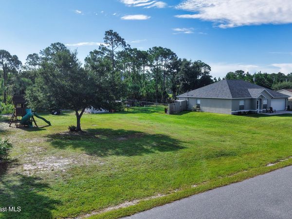 3027 Langmaid Avenue SE, Palm Bay, FL 32909