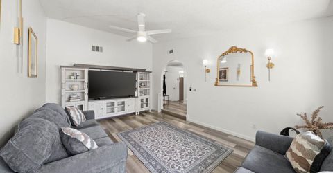 39 Del Vista Cir, Sacramento, CA 95823 Photo