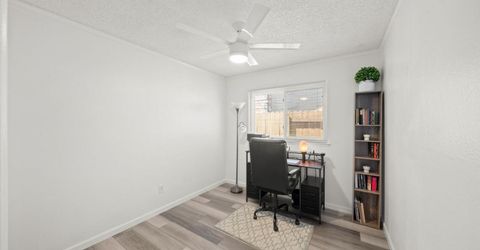39 Del Vista Cir, Sacramento, CA 95823 Photo