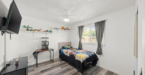 39 Del Vista Cir, Sacramento, CA 95823 Photo