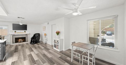 39 Del Vista Cir, Sacramento, CA 95823 Photo