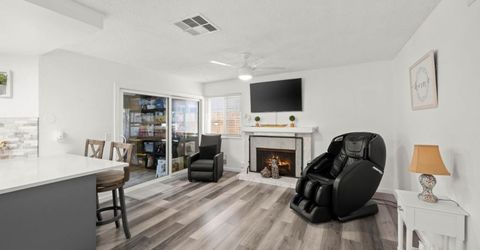 39 Del Vista Cir, Sacramento, CA 95823 Photo