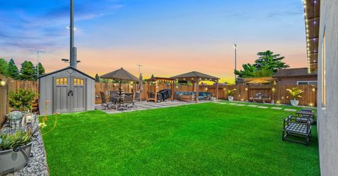 39 Del Vista Cir, Sacramento, CA 95823 Photo