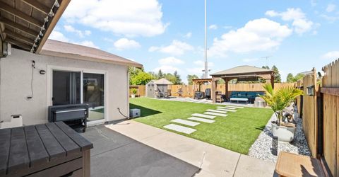 39 Del Vista Cir, Sacramento, CA 95823 Photo
