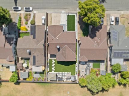 39 Del Vista Cir, Sacramento, CA 95823 Photo