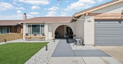 39 Del Vista Cir, Sacramento, CA 95823 Photo