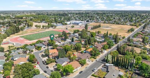 39 Del Vista Cir, Sacramento, CA 95823 Photo