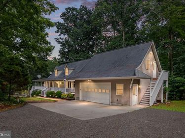 4049 MOODY TOWN ROAD, BUMPASS, VA 23024