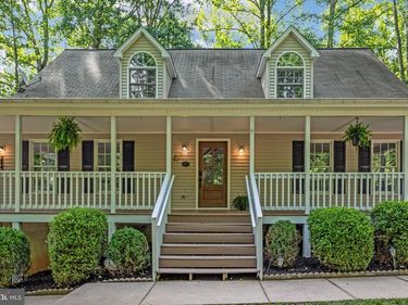 4049 MOODY TOWN ROAD, BUMPASS, VA 23024