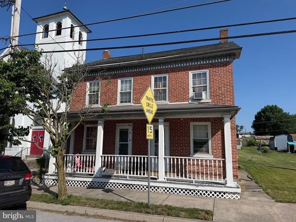 8 YORK STREET , SPRING GROVE, PA 17362