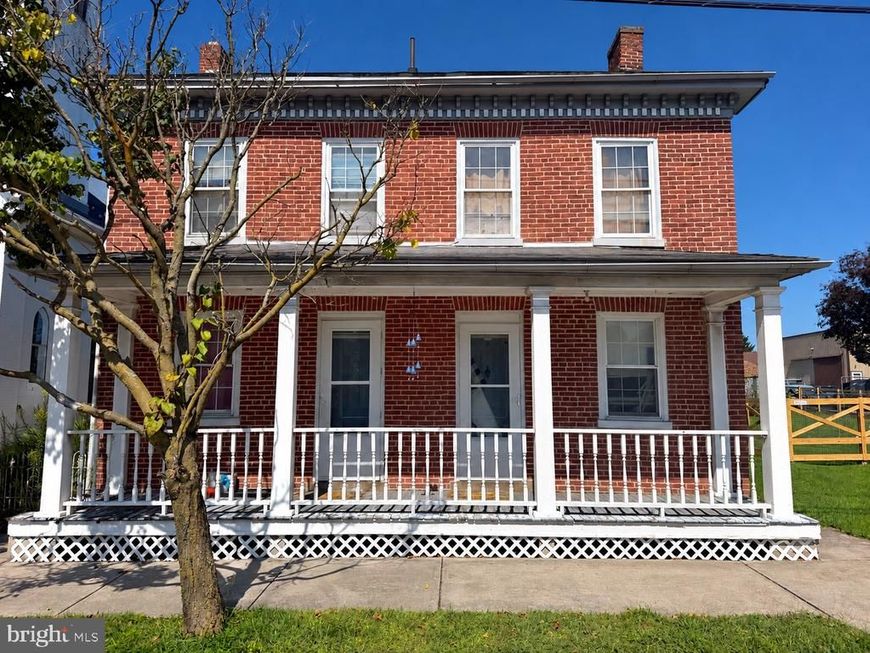 8 York Street, Spring Grove, PA 17362 Main Photo