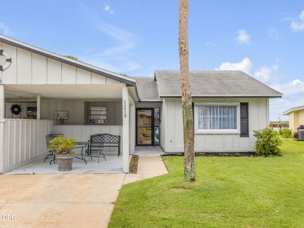 1210 Harbour Point Drive, Port Orange, FL 32127