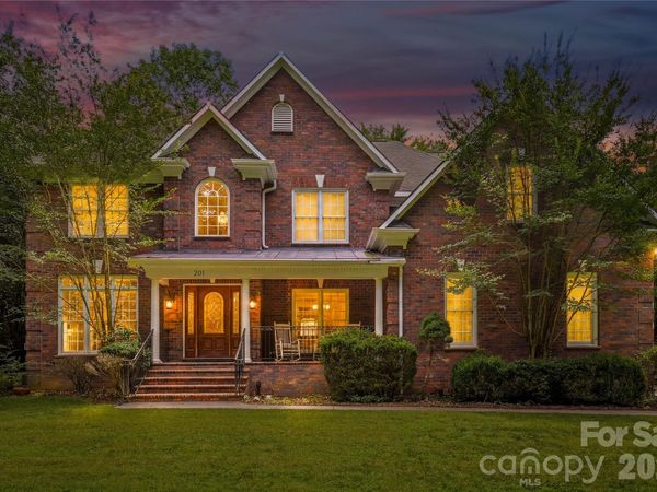 201 Old Bell Road , Charlotte, NC 28270