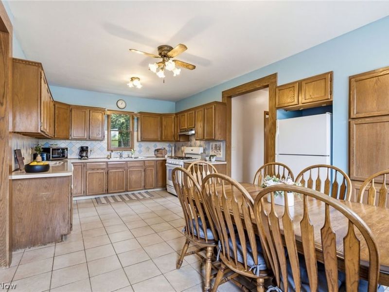 9990 Broadview Road, Broadview Heights, OH 44147 Photo 12