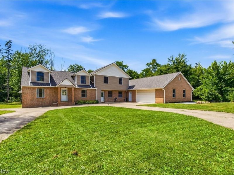 9990 Broadview Road, Broadview Heights, OH 44147 Photo 3