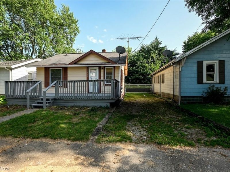 1300 Weiser Avenue, Akron, OH 44314 Photo 4