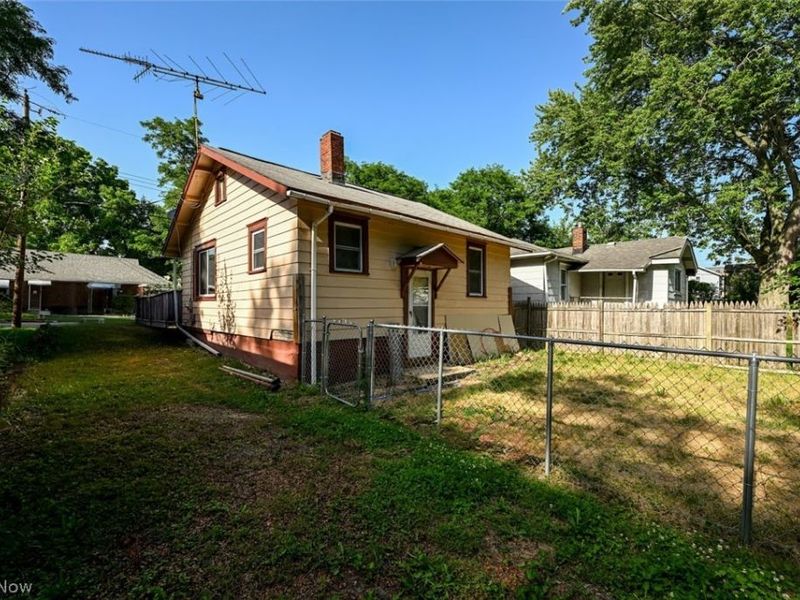 1300 Weiser Avenue, Akron, OH 44314 Photo 9