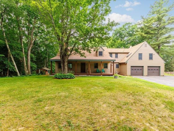 481 Hubbardston Rd, Templeton, MA 01468