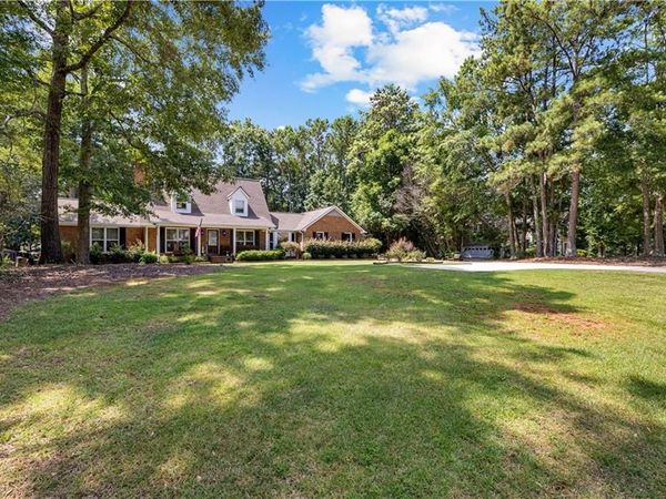 306 Ashford Place , Griffin, GA 30224