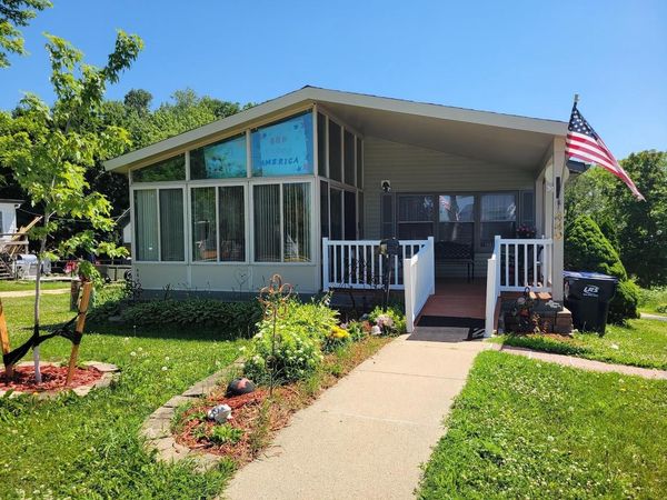 440 N MAIN STREET, Juneau, WI 53039