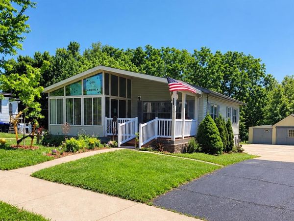 440 N MAIN STREET, Juneau, WI 53039