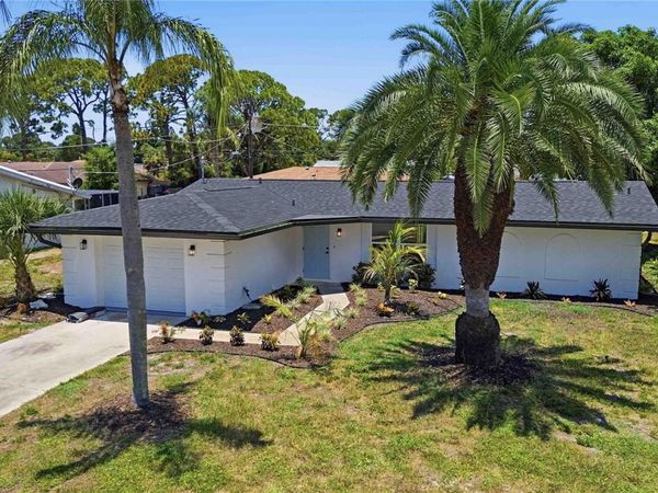 386 CABANA ROAD , VENICE, FL 34293