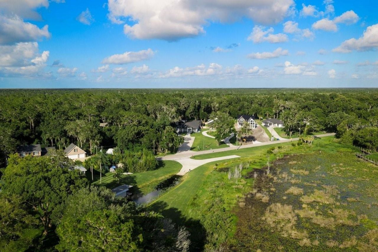 590 Lake Winnemissett Drive, Deland, FL 32724 Photo