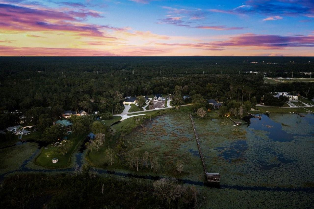 590 Lake Winnemissett Drive, Deland, FL 32724 Photo