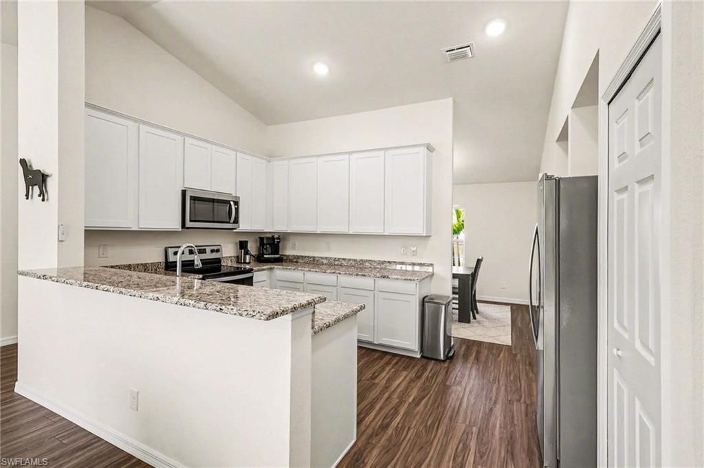 318 NW 4th St , Cape Coral, FL 33993 Photo