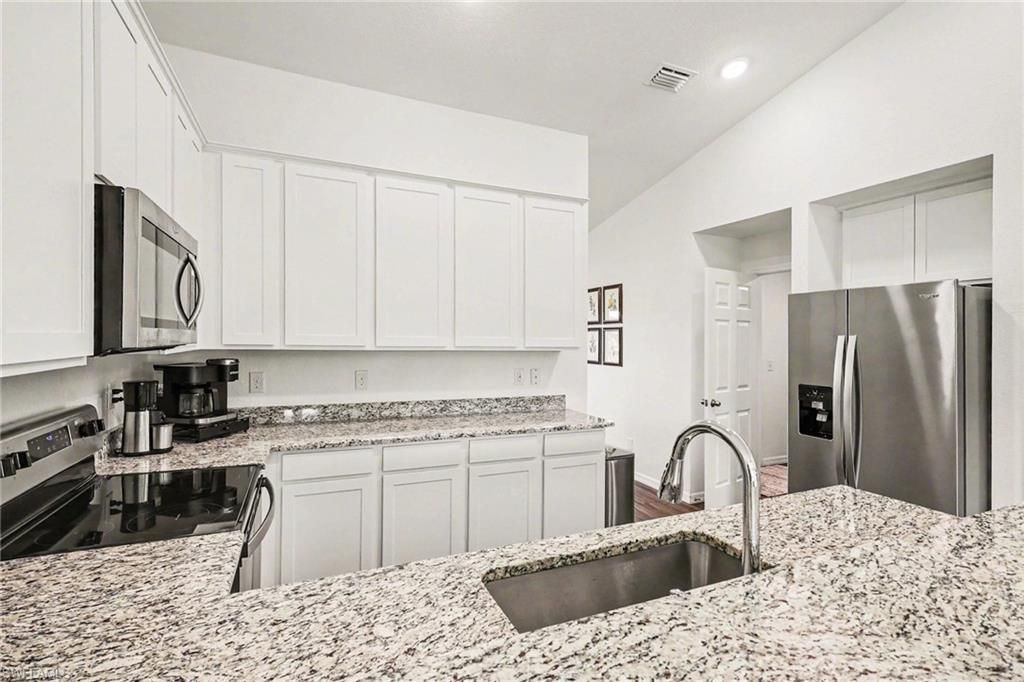 318 NW 4th St , Cape Coral, FL 33993 Photo