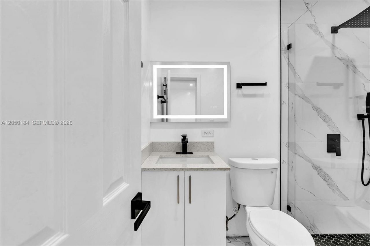 5850 NE 3rd Ave , Unit 1, Miami, FL 33137 Photo