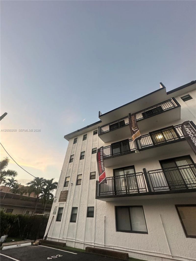 529 SW 4th St , Unit 301, Miami, FL 33130 Photo