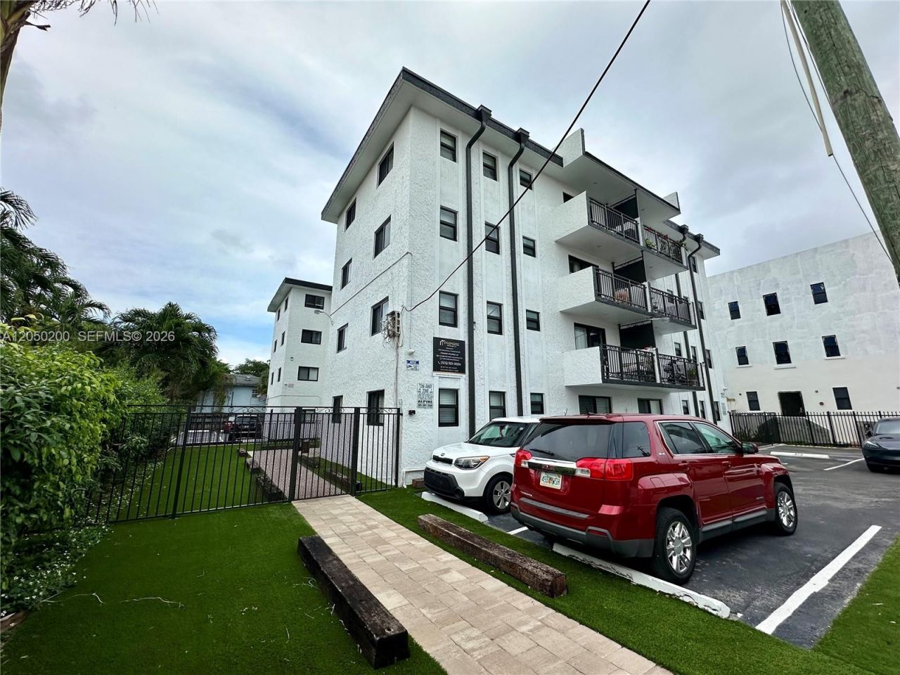 529 SW 4th St , Unit 301, Miami, FL 33130 Photo