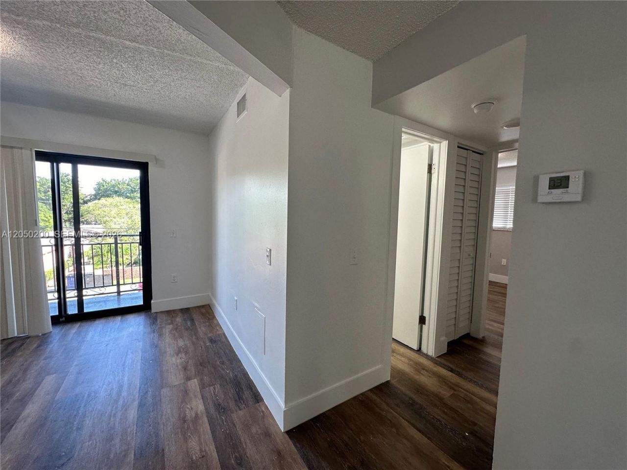 529 SW 4th St , Unit 301, Miami, FL 33130 Photo