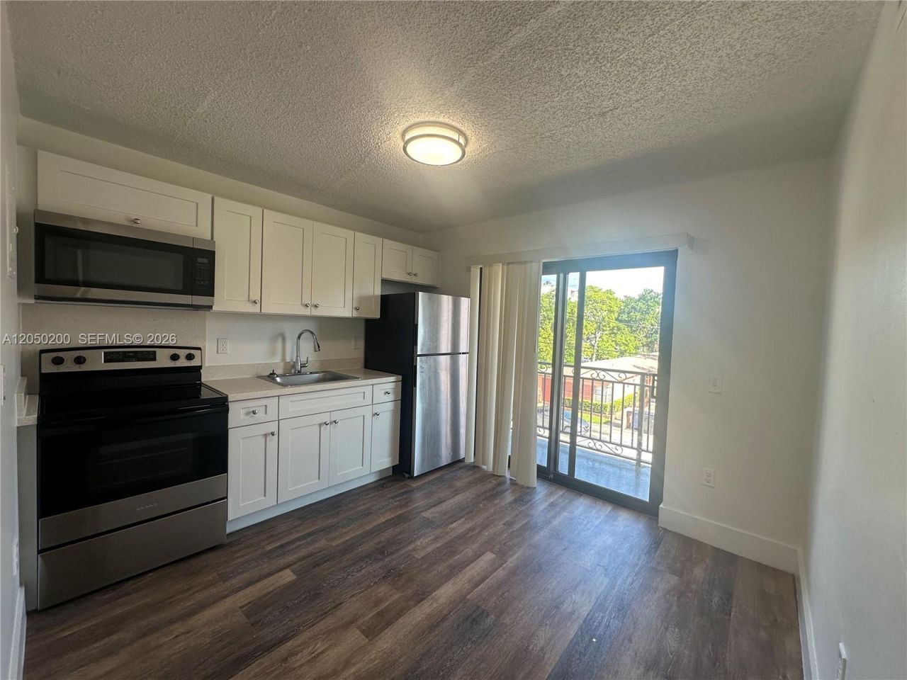 529 SW 4th St , Unit 301, Miami, FL 33130 Photo