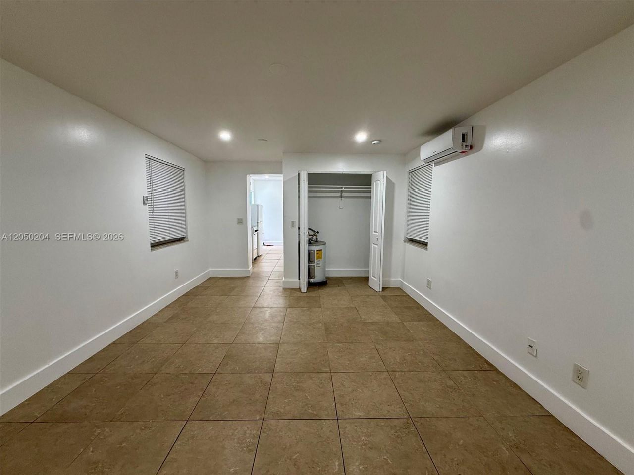 427 NE 62nd St, Unit 14, Miami, FL 33138 Photo