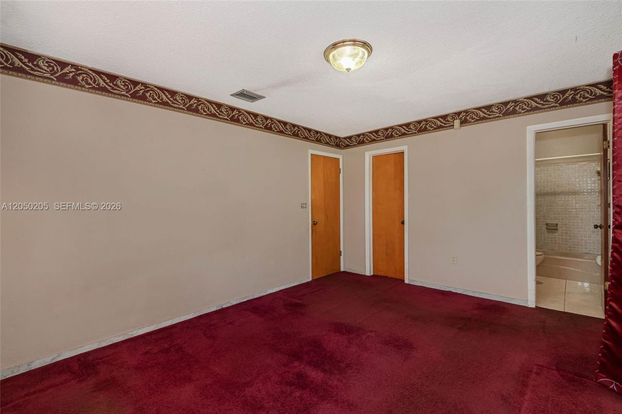 271 E 17th St , Hialeah, FL 33010 Photo