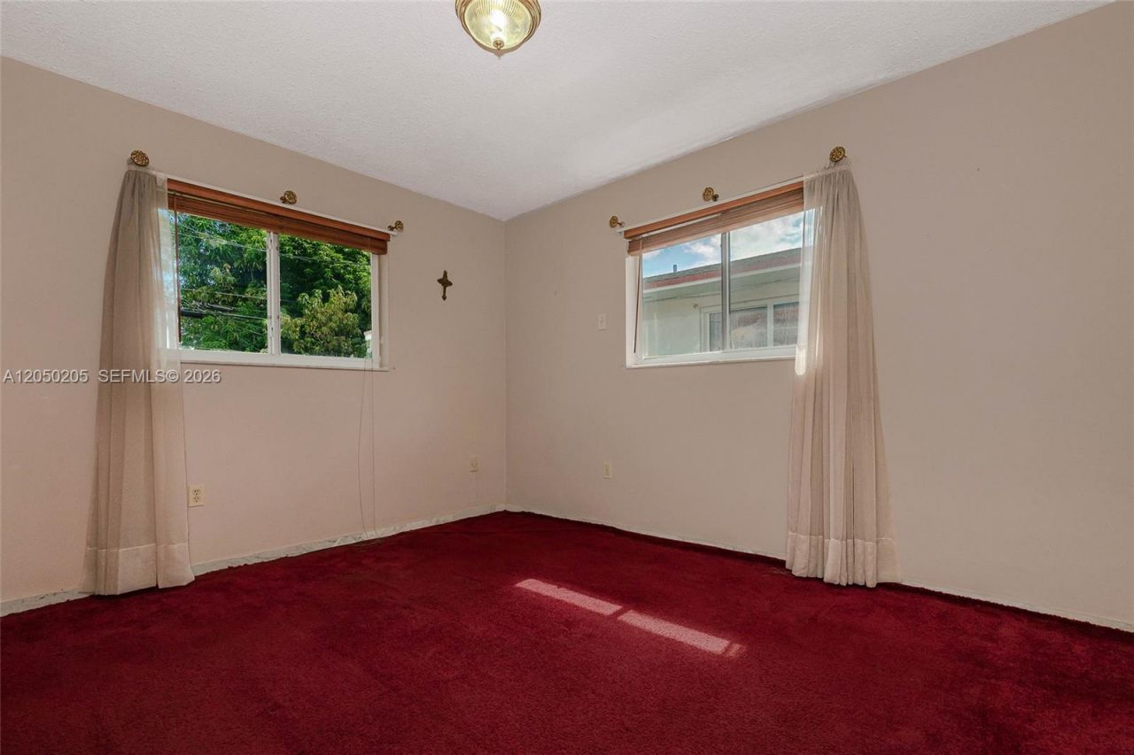 271 E 17th St , Hialeah, FL 33010 Photo